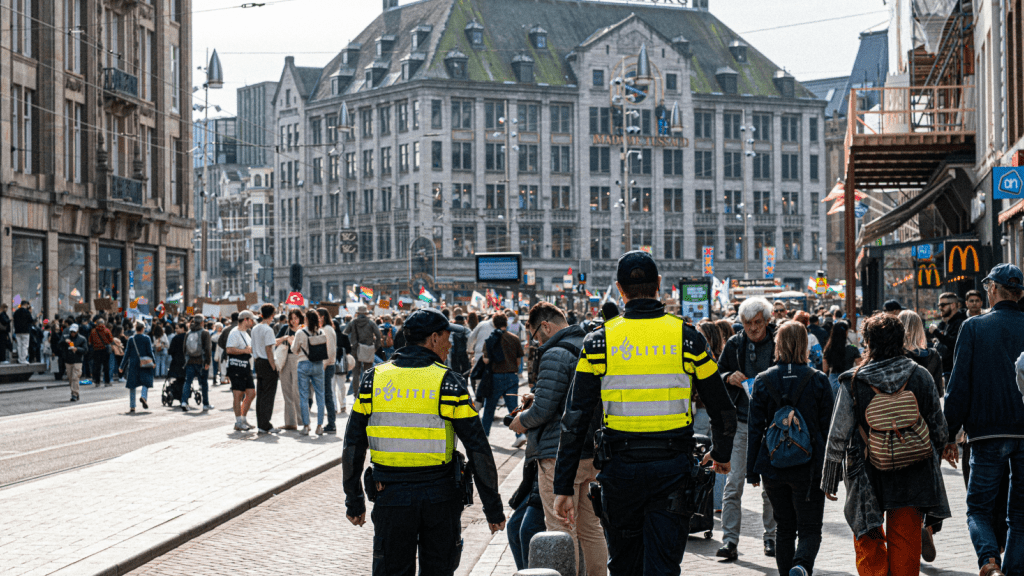 Politie in Amsterdam.
Bron: Pexels (Martijn Stoof)